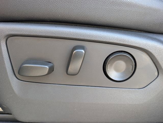 Used 2022 Chevrolet Silverado 1500 ZR2 image 15