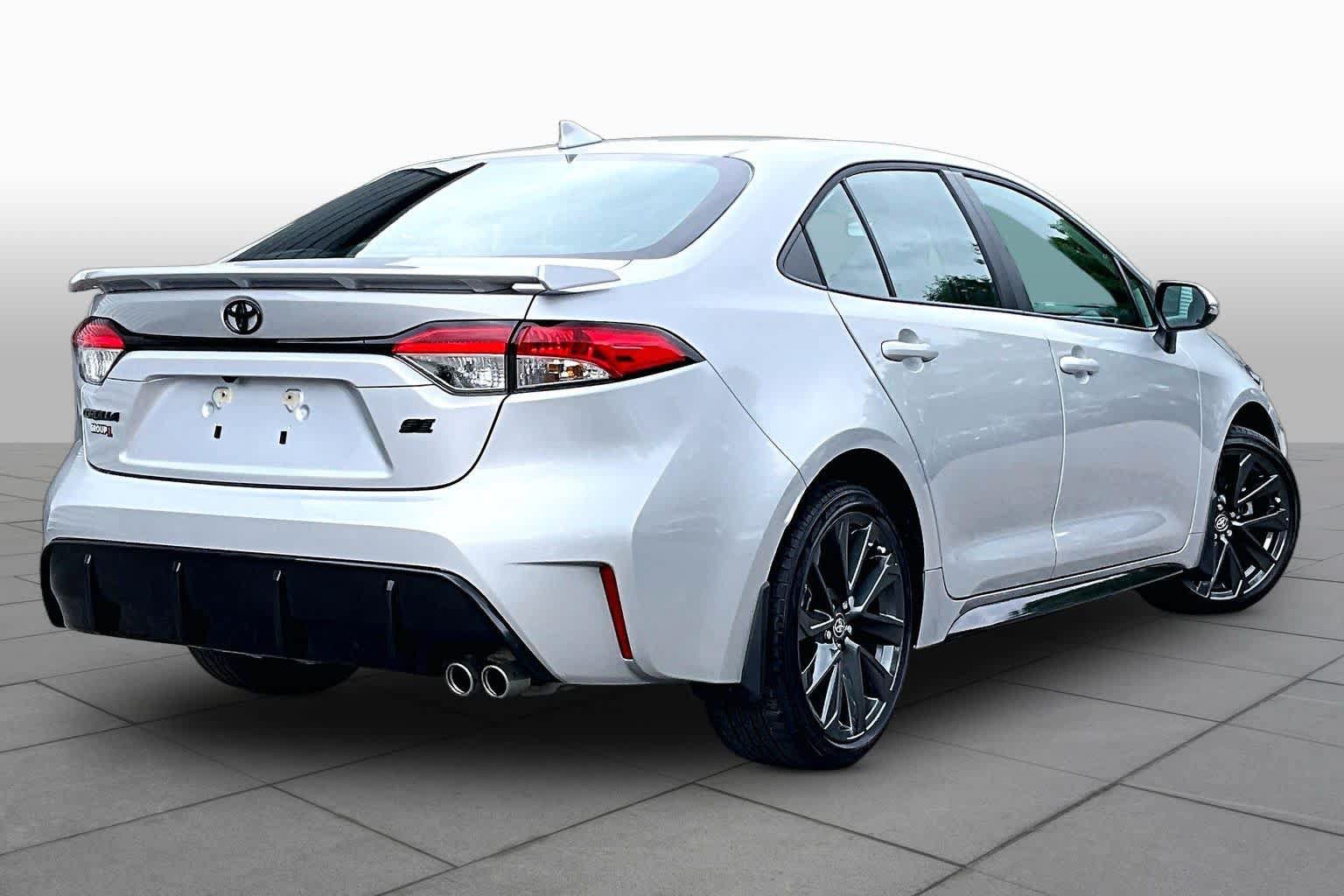 Certified 2025 Toyota Corolla SE FWD image 13