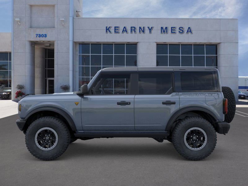 New 2025 Ford Bronco Badlands image 3