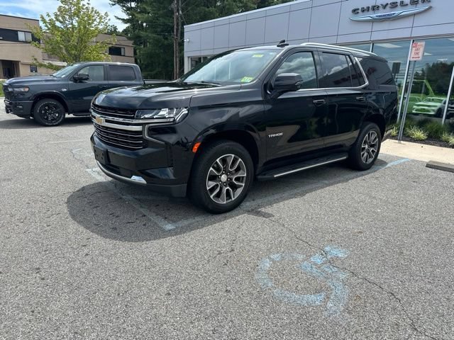 Used 2021 Chevrolet Tahoe LT w/ LT Signature Package AWD/4WD image 3