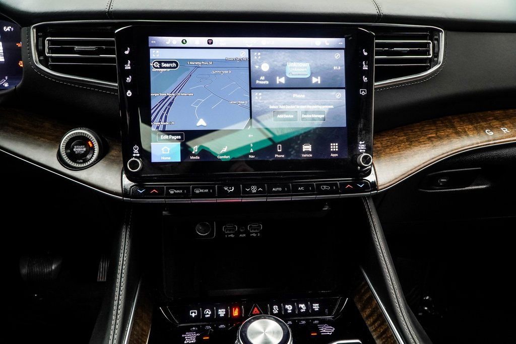 Used 2024 Jeep Grand Wagoneer L 4WD image 25