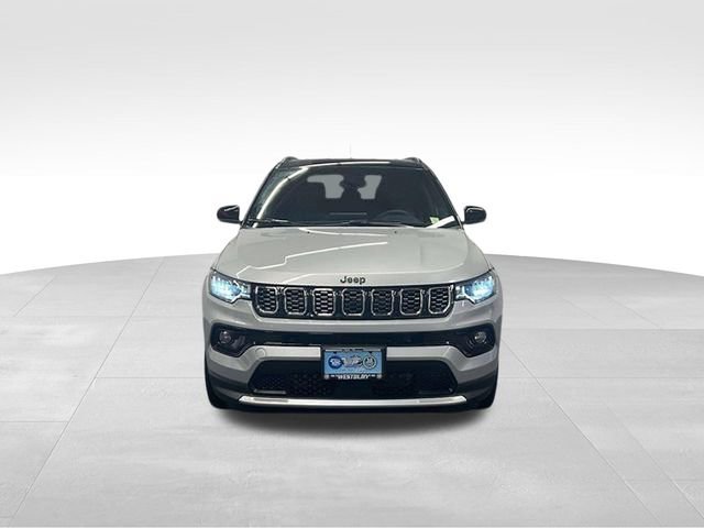 Used 2024 Jeep Compass Limited AWD/4WD image 2
