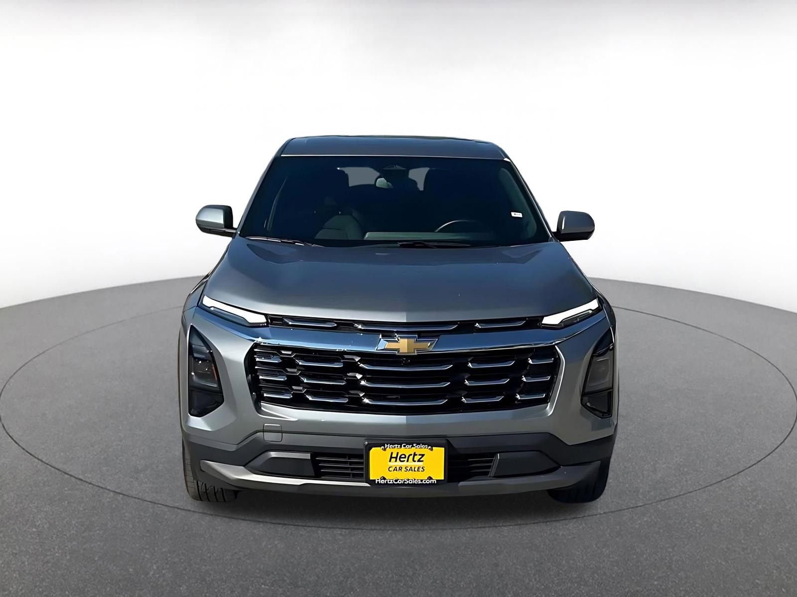 Used 2025 Chevrolet Equinox LT FWD image 4