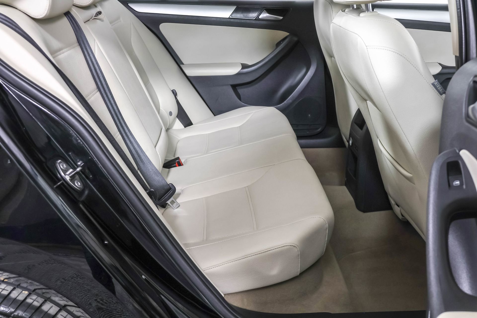 Used 2012 Volkswagen Jetta SEL image 39