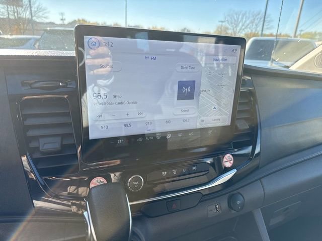 Used 2024 Ford Transit 350 XLT image 25