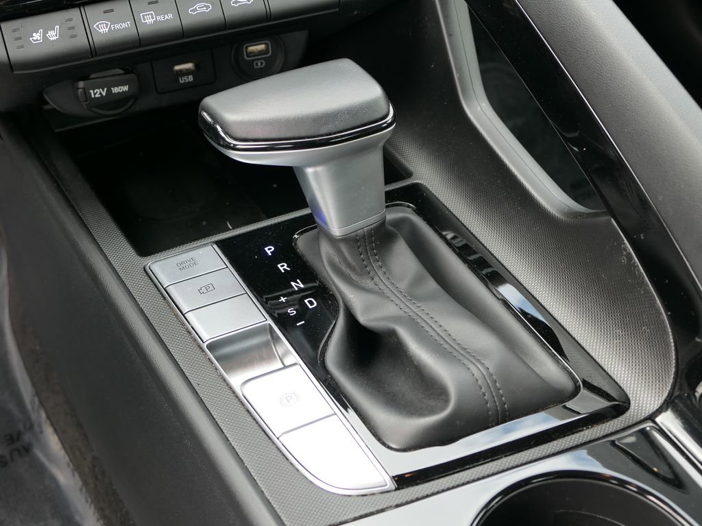 Certified 2023 Hyundai Elantra Limited w/ Cargo Package image 19