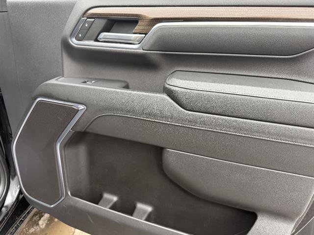 Used 2024 Chevrolet Silverado 2500 LT w/ Z71 Off-Road Package image 22