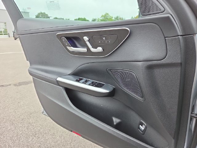 Used 2023 Mercedes-Benz C 300 4MATIC Sedan image 19