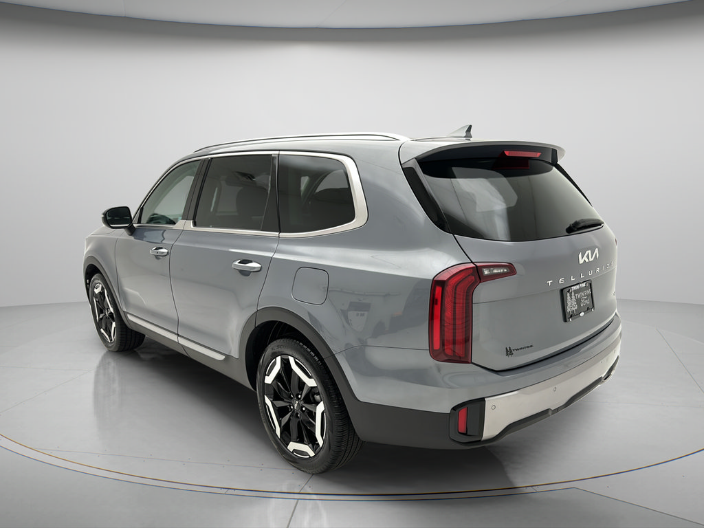 Used 2025 Kia Telluride S AWD/4WD image 7
