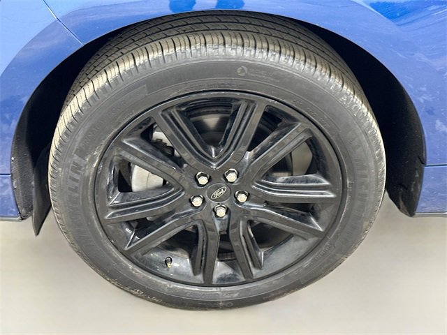 Used 2022 Ford Edge ST-Line image 33