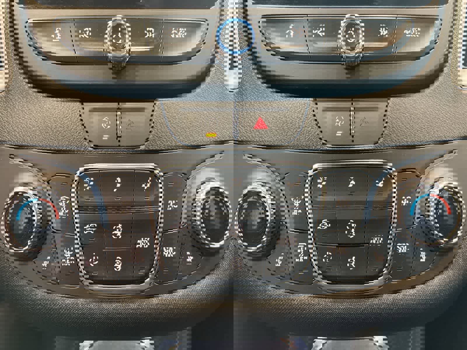 Used 2024 Chevrolet Malibu LT image 19