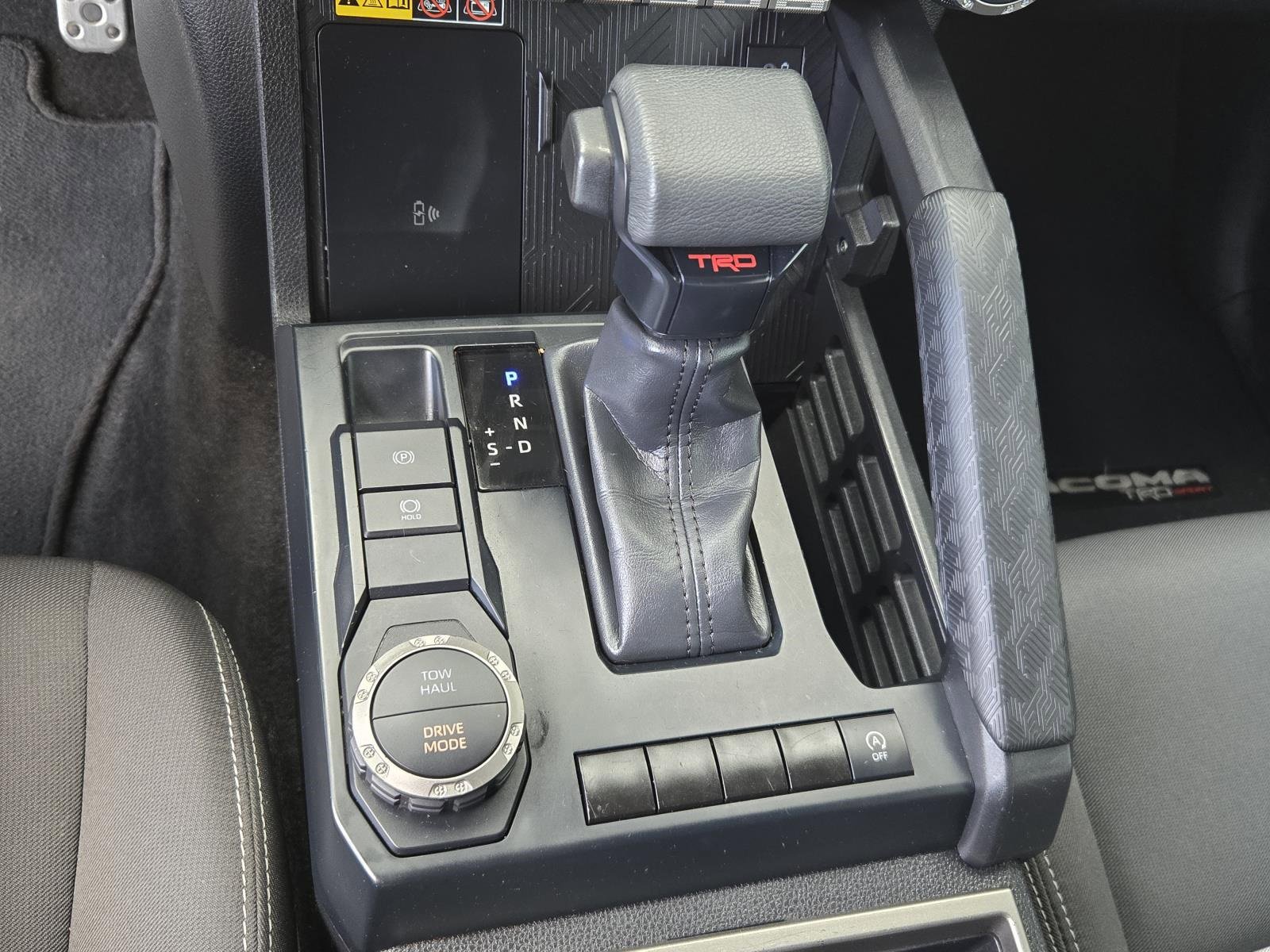 Used 2024 Toyota Tacoma TRD Sport image 15