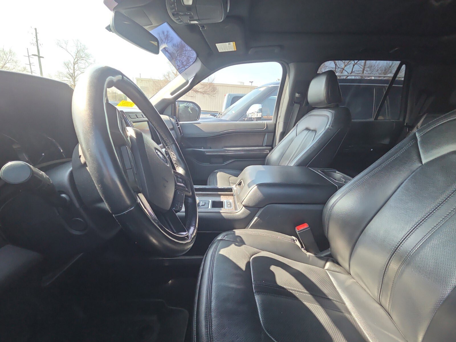 Used 2021 Ford Expedition Limited image 6