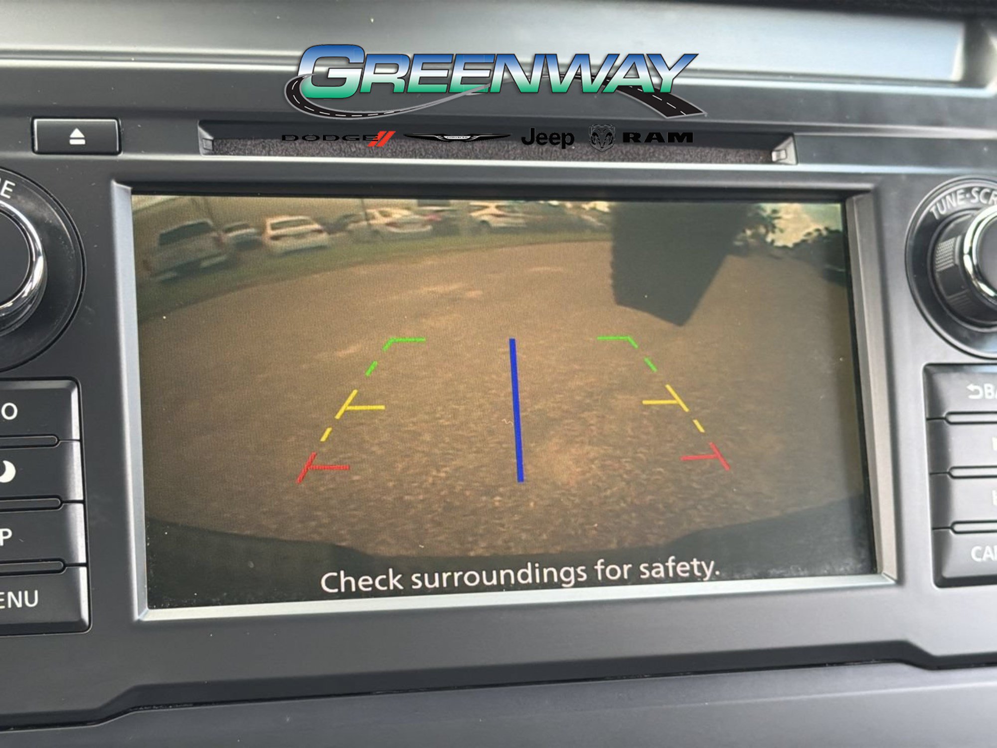 Used 2019 Nissan Titan SV w/ SV Convenience Package RWD image 22
