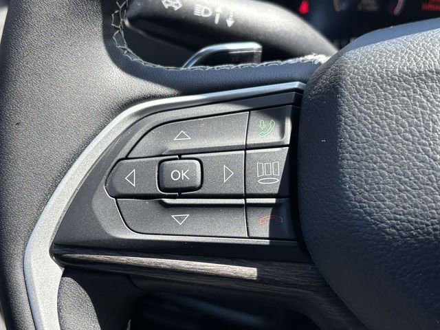 Used 2023 Jeep Grand Cherokee L Limited AWD/4WD image 11
