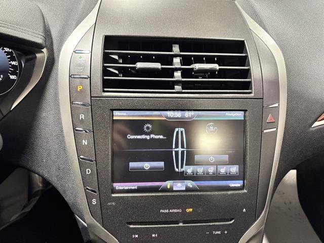 Used 2015 Lincoln MKZ w/ Equipment Group 102A Reserve image 17