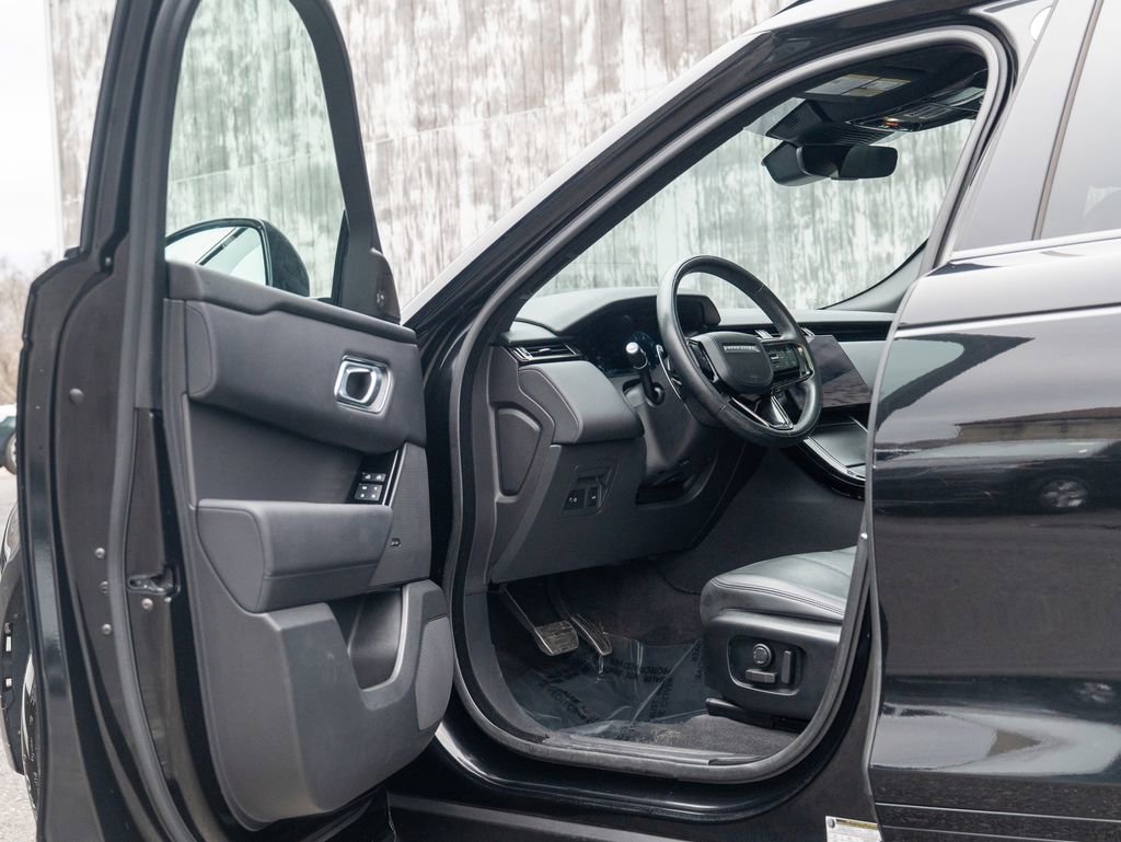 Used 2024 Land Rover Range Rover Velar Dynamic SE image 11