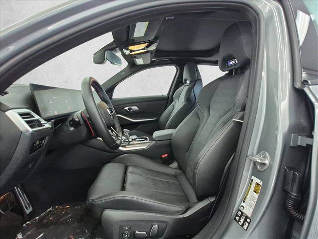 Used 2026 BMW M3 Competition AWD/4WD image 17