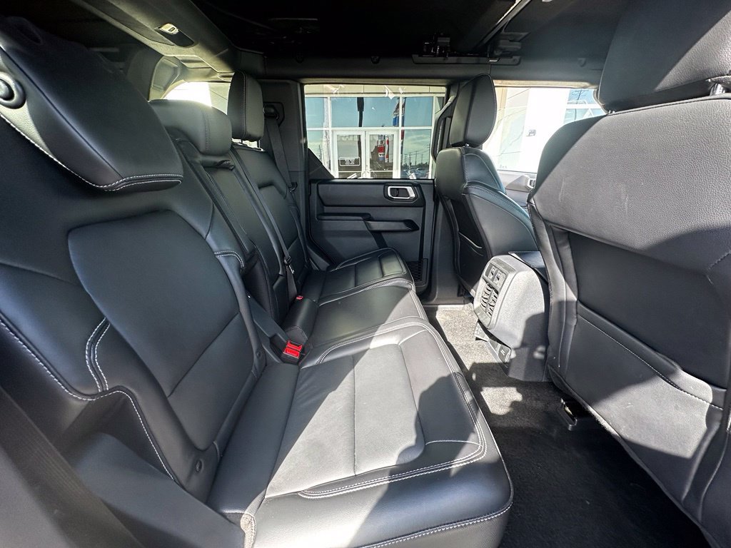 Used 2026 Ford Bronco Outer Banks AWD/4WD image 27