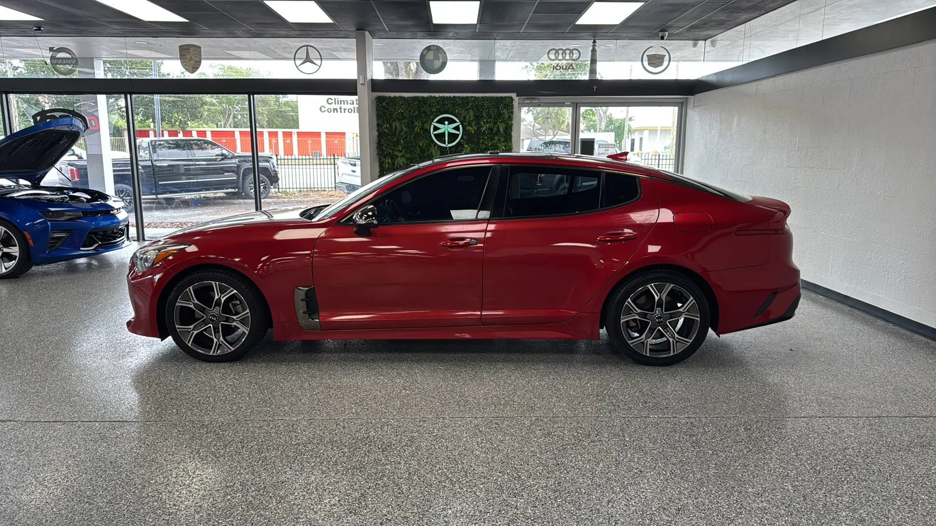 Used 2020 Kia Stinger GT-Line w/ Sun & Sound Package RWD image 2