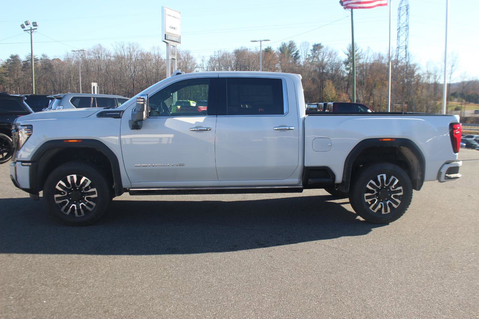 New 2026 GMC Sierra 2500 Denali Ultimate image 4