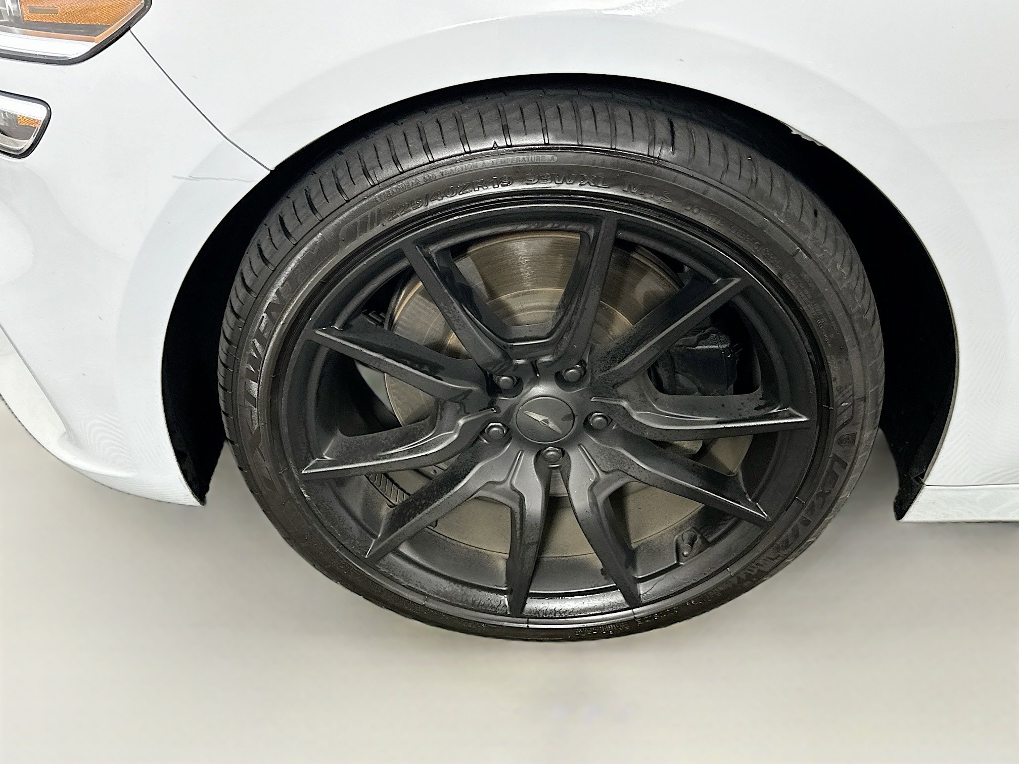 Used 2022 Genesis G70 3.3T RWD image 11
