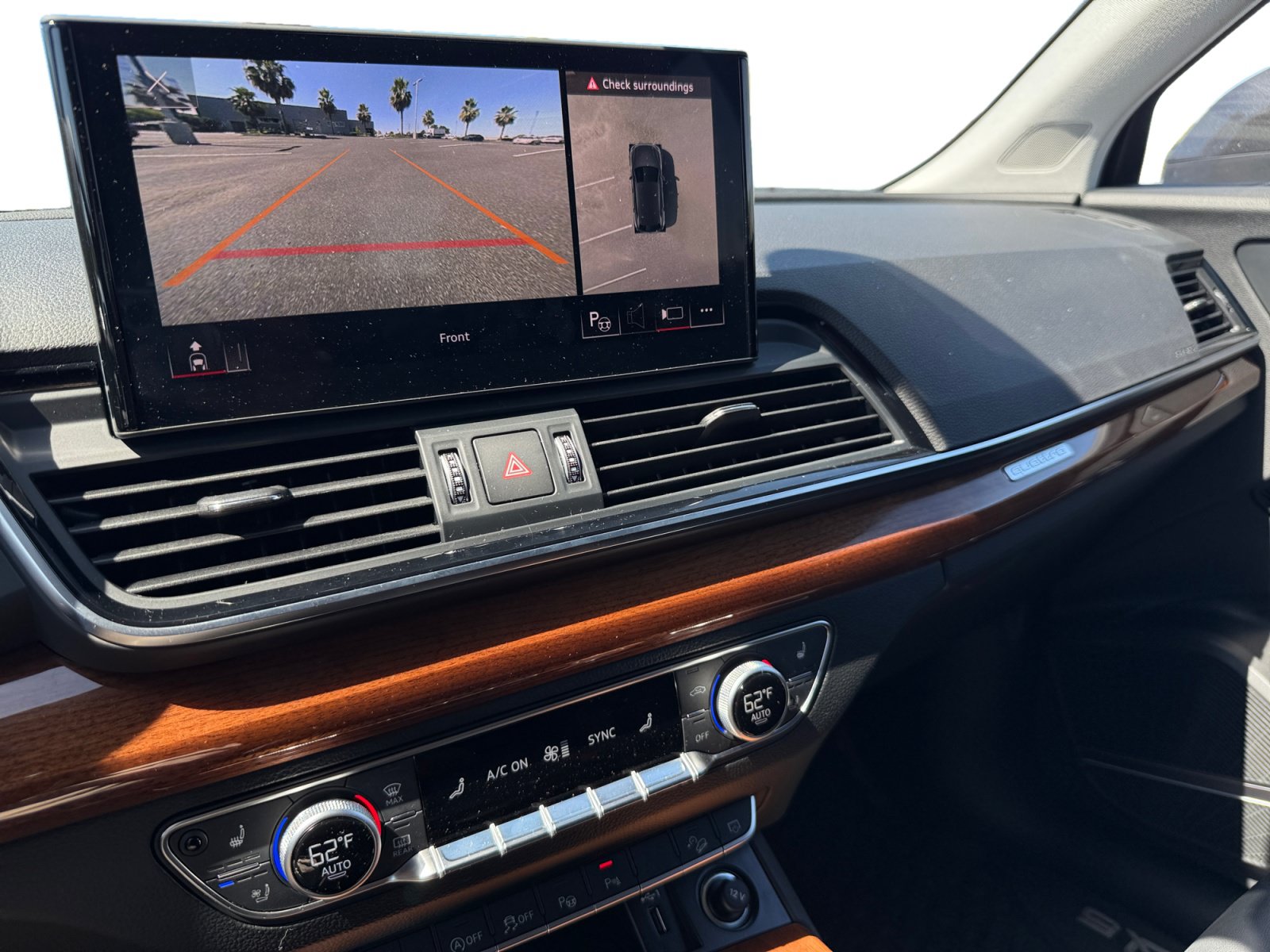 Used 2022 Audi Q5 2.0T Prestige w/ Prestige Package AWD/4WD image 12