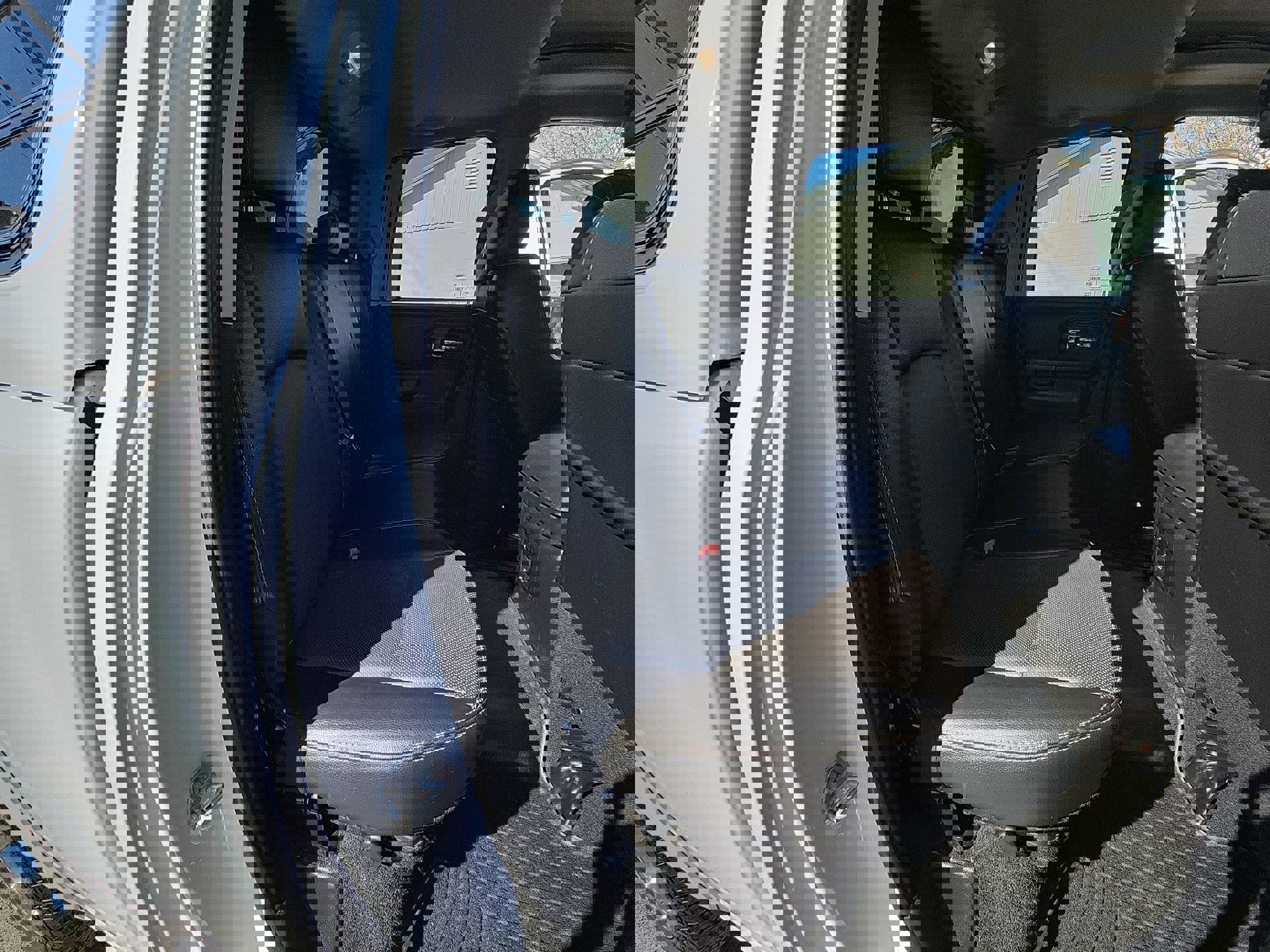 Certified 2016 RAM 1500 Laramie w/ Convenience Group image 28