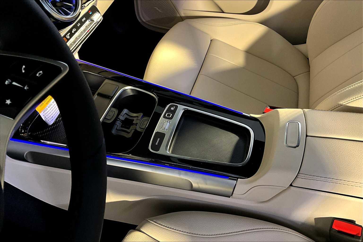 New 2026 Mercedes-Benz GLB 250 4MATIC image 10