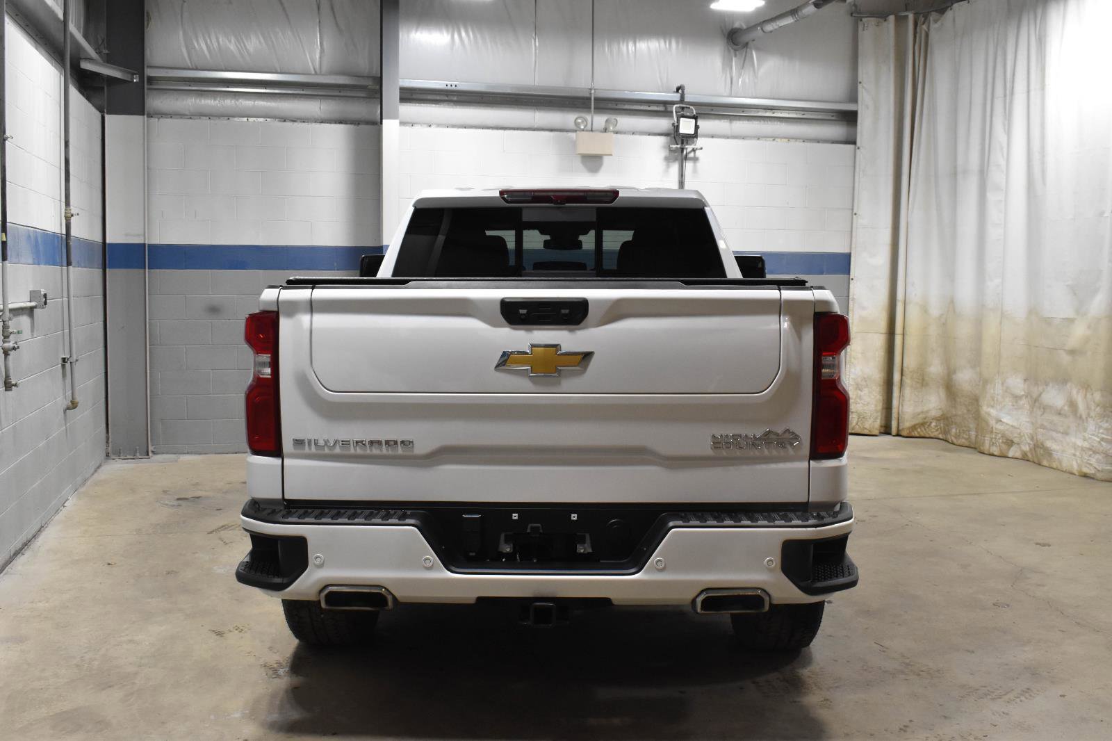 Used 2023 Chevrolet Silverado 1500 High Country w/ Max Trailering Package image 27