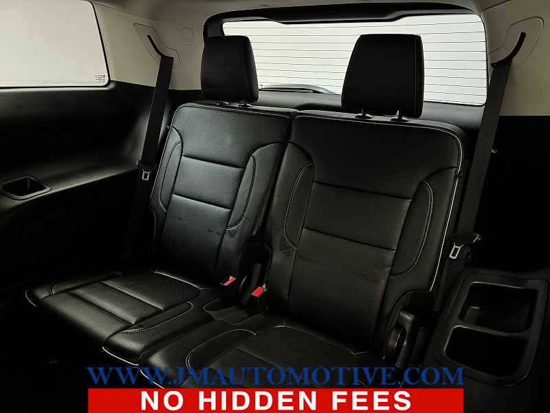 Used 2023 GMC Acadia Denali image 16