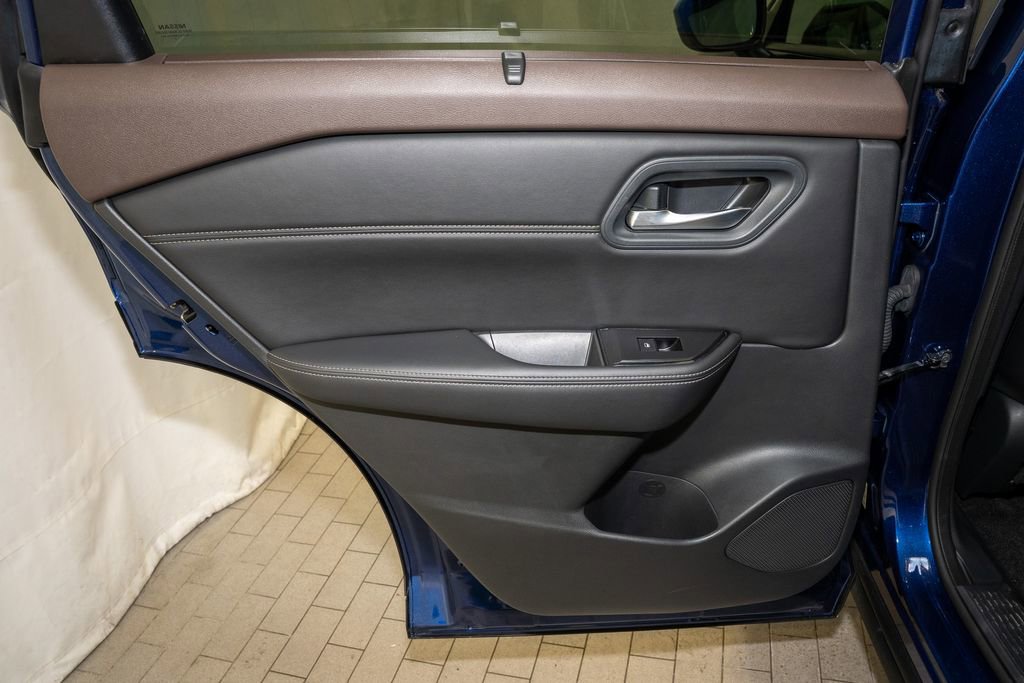 Certified 2023 Nissan Rogue SV w/ SV Premium B Package image 11