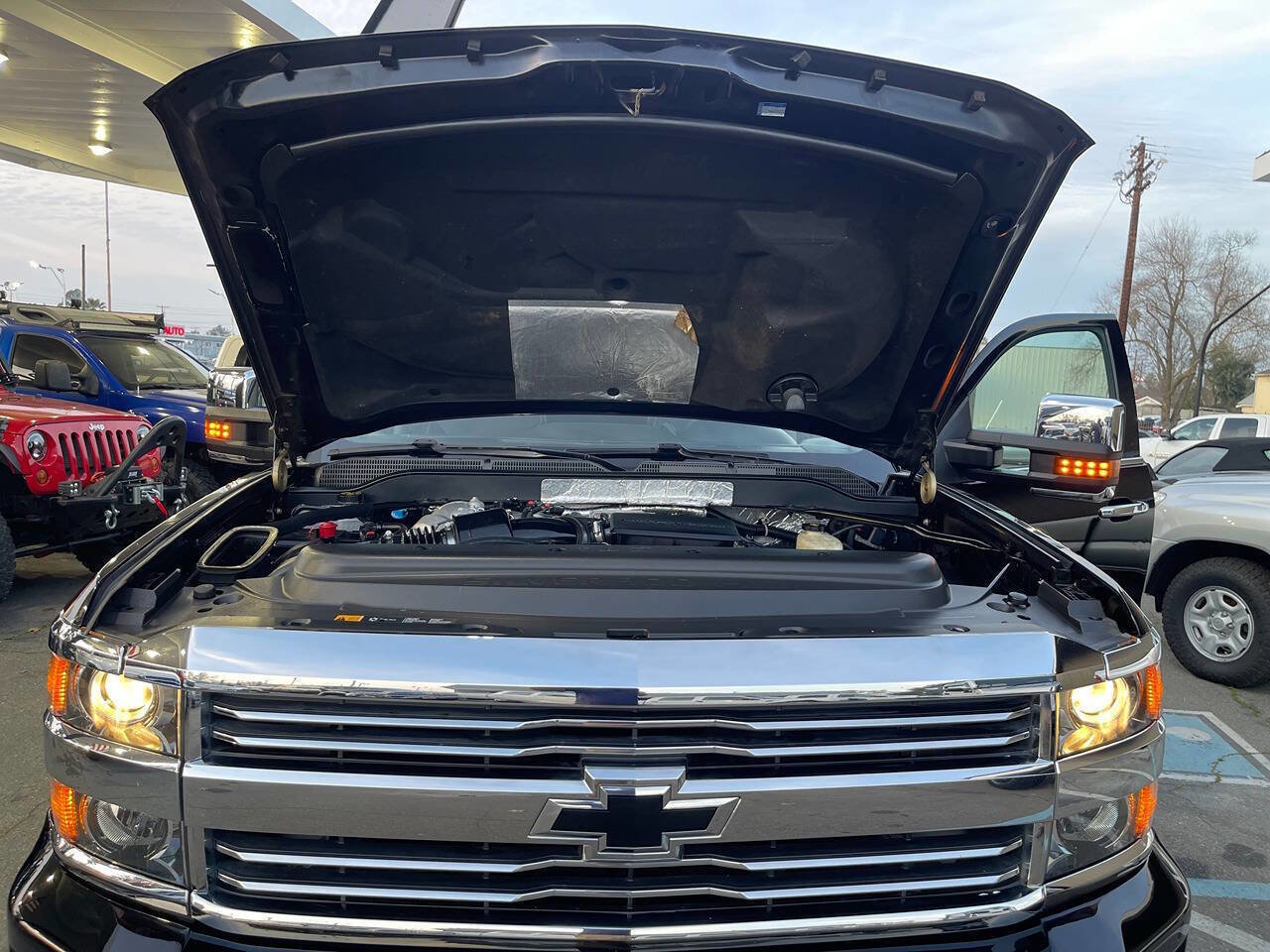 Used 2017 Chevrolet Silverado 3500 High Country w/ Duramax Plus Package image 73