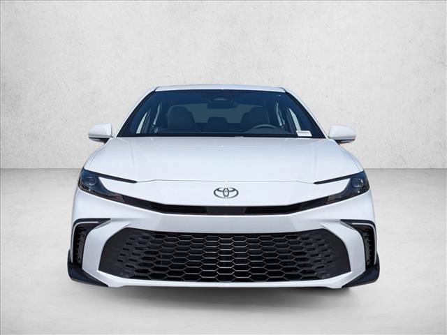 Used 2026 Toyota Camry SE FWD video 2