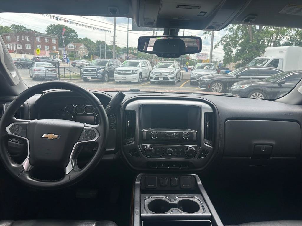 Used 2015 Chevrolet Silverado 1500 LTZ RWD image 12