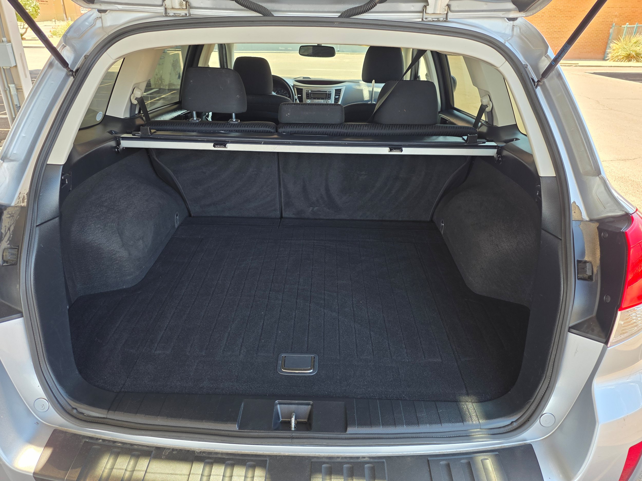 Used 2012 Subaru Outback 2.5i Premium AWD/4WD image 22