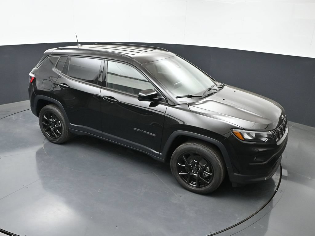 New 2026 Jeep Compass Latitude AWD/4WD image 38