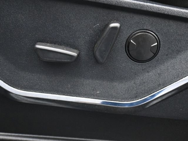 Used 2022 Ford F150 Lariat image 14