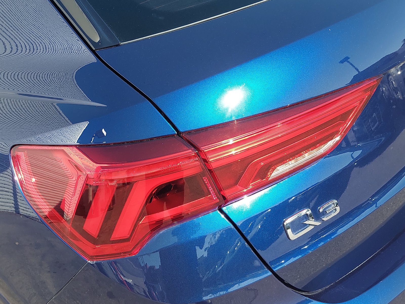 Used 2023 Audi Q3 2.0T Premium AWD/4WD image 38