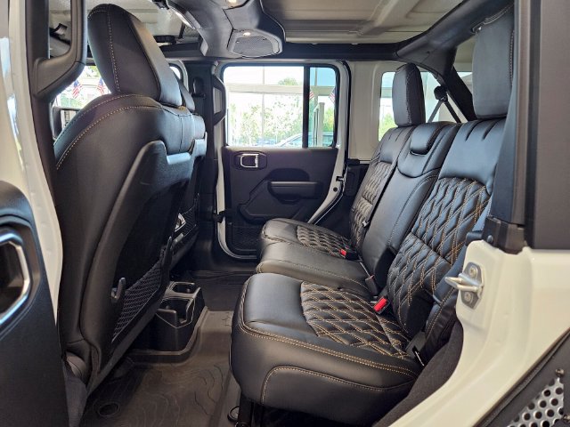 New 2025 Jeep Wrangler Unlimited Rubicon AWD/4WD image 14