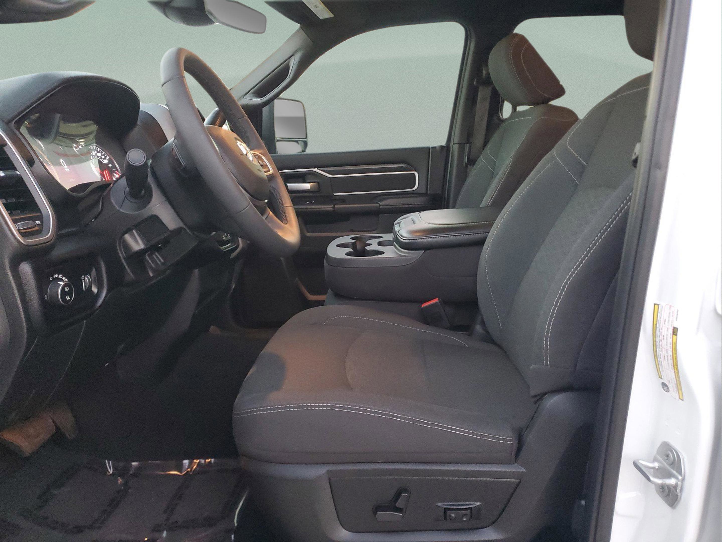 Used 2025 RAM 2500 Big Horn image 16