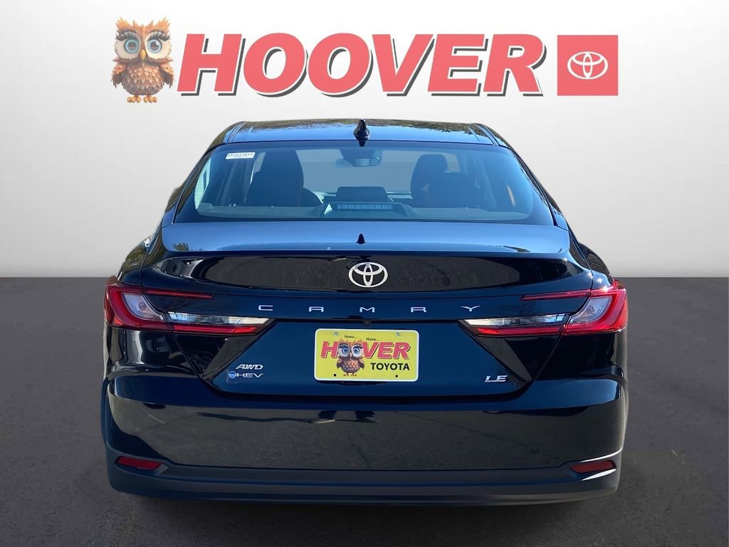 Used 2025 Toyota Camry LE image 3