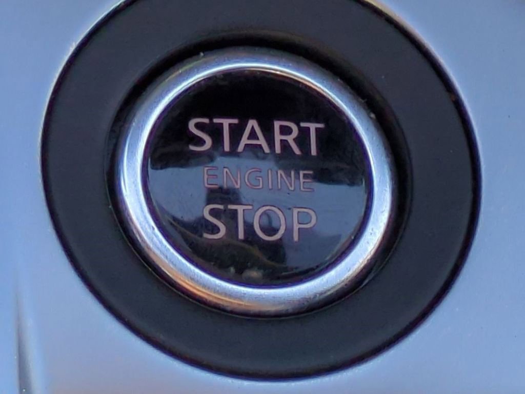 Certified 2023 Nissan Sentra SR w/ SR Premium Package image 29