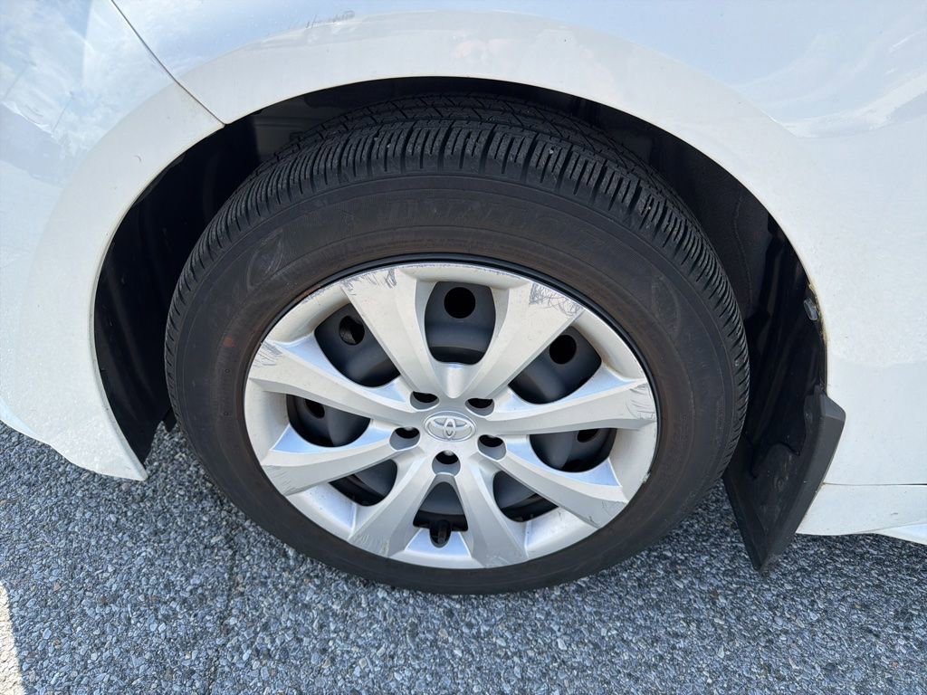 Used 2023 Toyota Corolla LE image 11