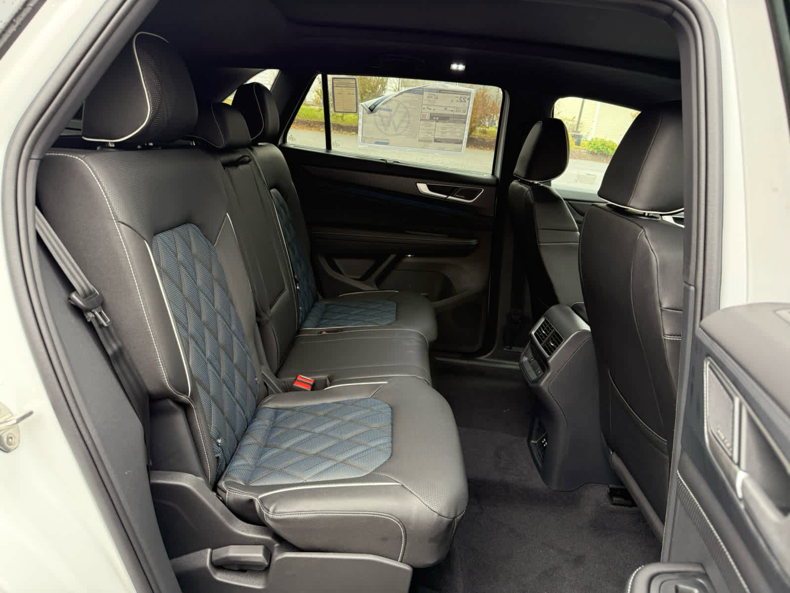 New 2026 Volkswagen Atlas Cross Sport SEL Premium R-Line image 12