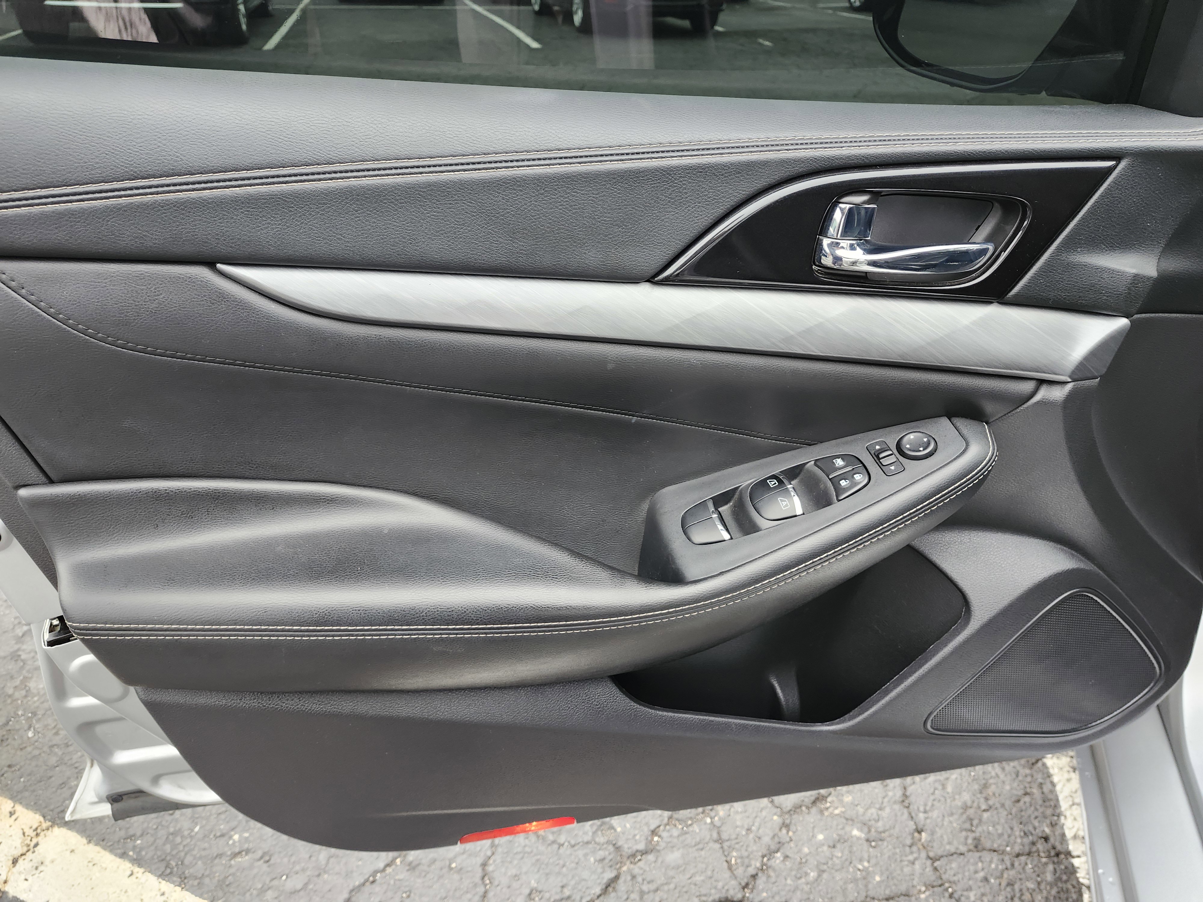 Used 2018 Nissan Maxima 3.5 SL image 31