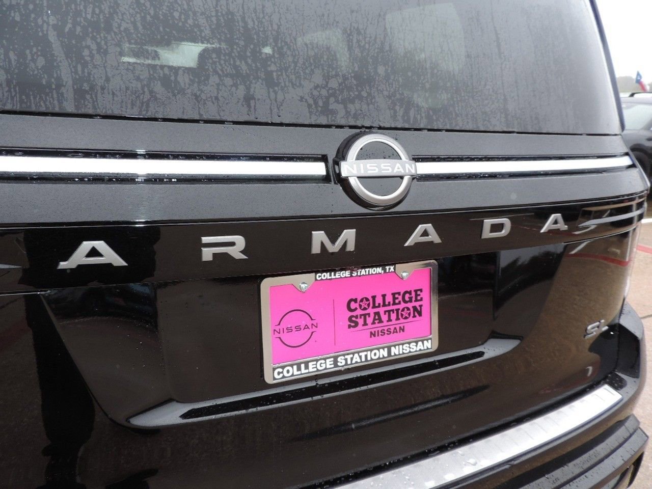 New 2026 Nissan Armada SL w/ Captain's Chari Seat Package image 12