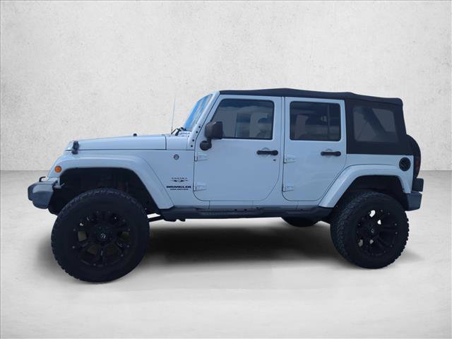 Used 2017 Jeep Wrangler Unlimited Sahara w/ Dual Top Group image 8