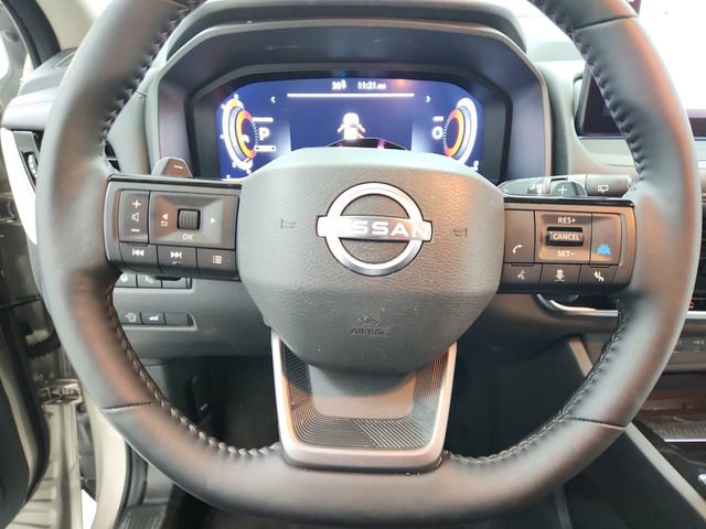 Used 2025 Nissan Rogue SL w/ Tech Package image 24