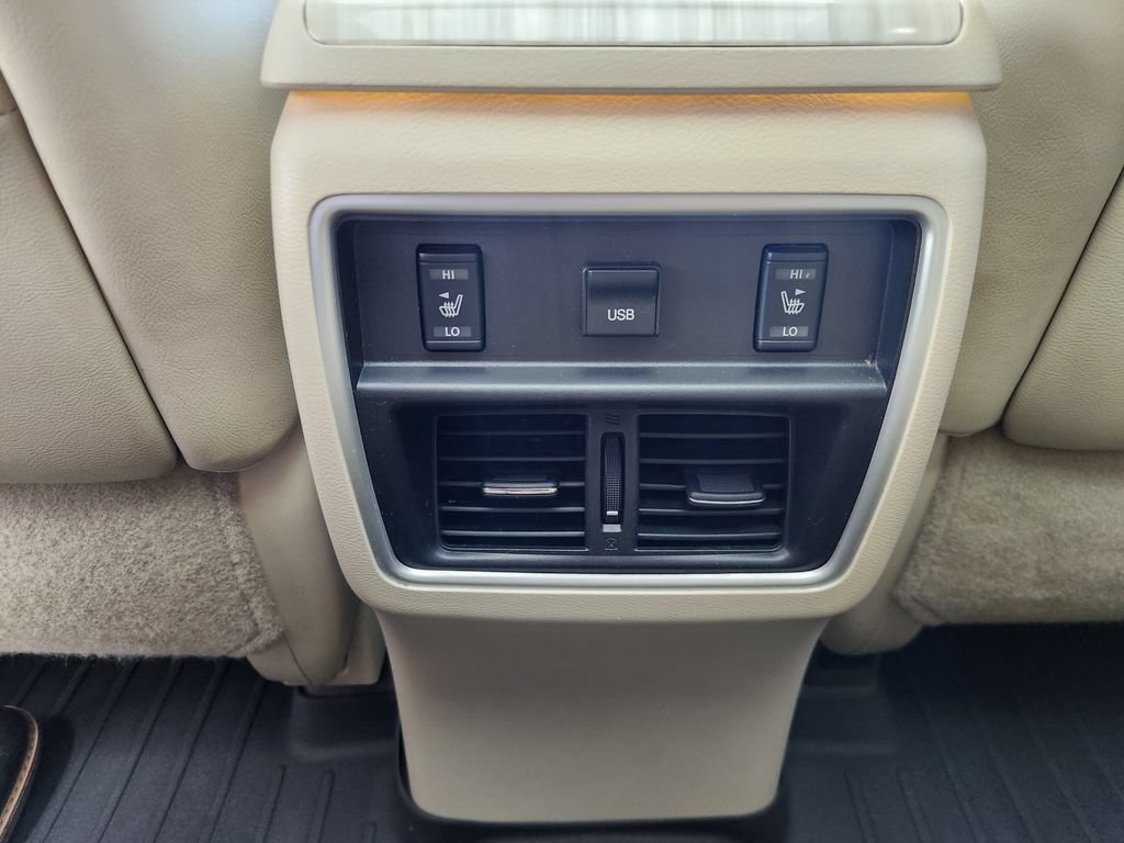 Used 2017 Nissan Murano Platinum w/ Platinum Technology Package FWD image 19